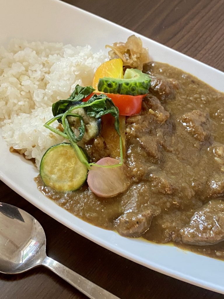 三元桜豚使用　本格欧風カレー　kamikamiya furusatonouzei ふるさと納税