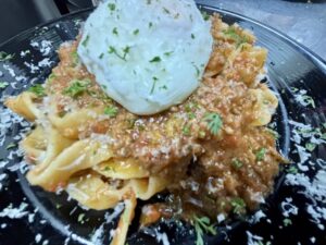 ボロネーゼ温玉のせ 埼玉県飯能市 イタリアンレストラン かみかみあy オーナーシェフ上神谷 まあひろ